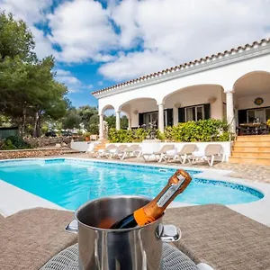 Luxury , Binibeca España